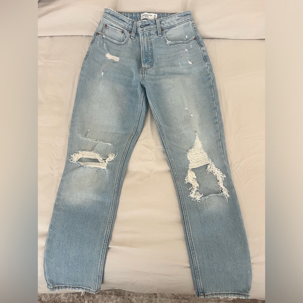 Abercrombie & Fitch- The Skinny High Rise-26short